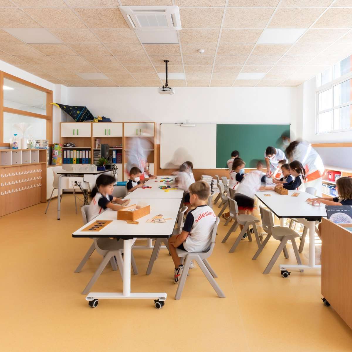 Mesa infantil plegable Minifloop - Imagen 4